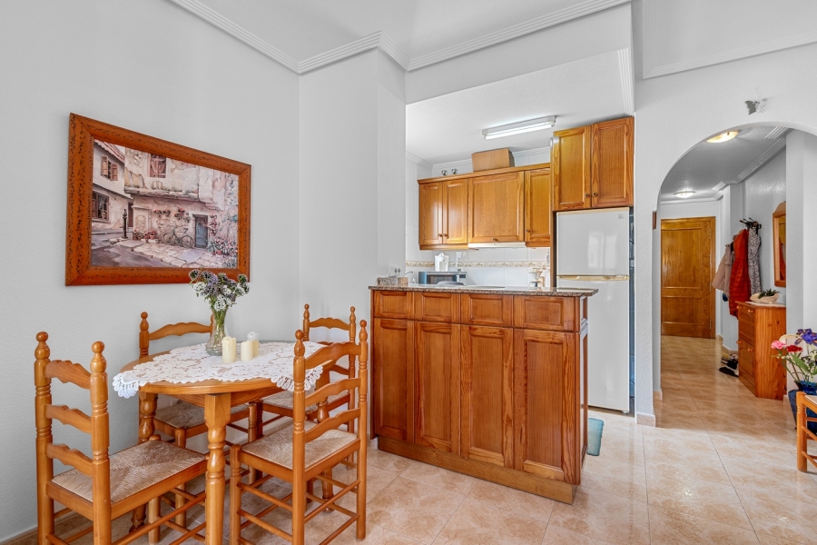 Re-Sale - Apartment - Torrevieja - Torrevieja - Centre