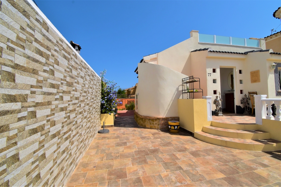 Re-Sale - Detached Villa - Orihuela Costa - Playa Flamenca