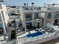 Re-Sale - Detached Villa - Orihuela Costa - Lomas de Cabo Roig