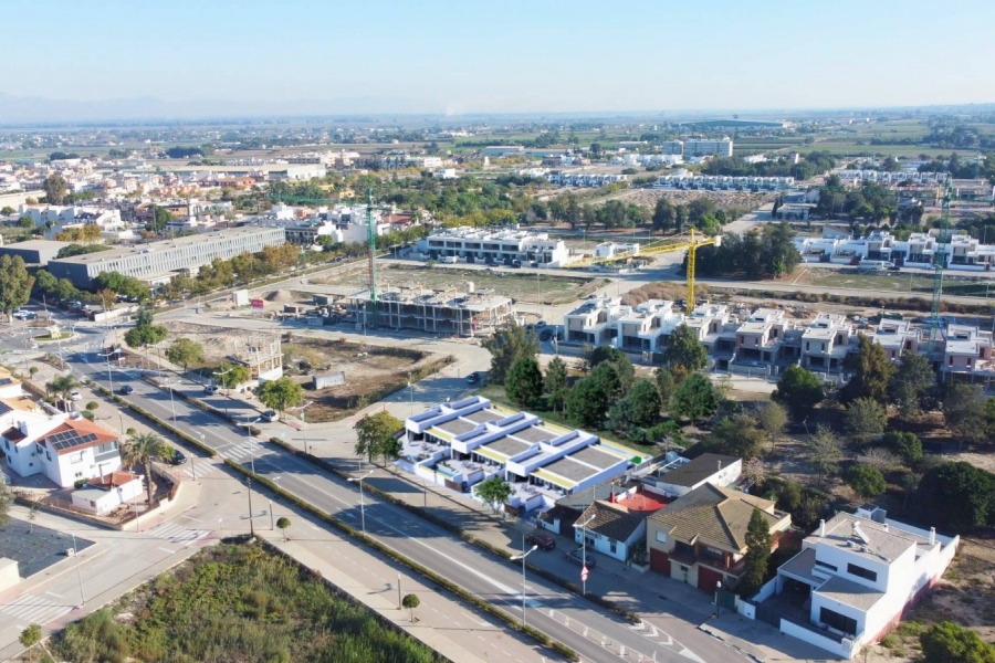 New - Townhouse - Dolores - Dolores - Town