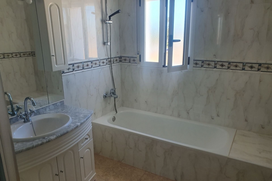 Re-Sale - Detached Villa - Algorfa - Lomas de La Juliana