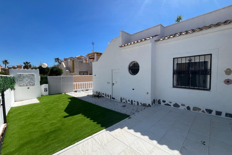 Re-Sale - Quad Villa - Orihuela Costa - Punta Prima