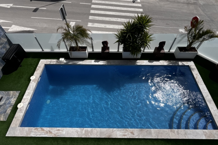 Re-Sale - Detached Villa - Los Montesinos - Entre Naranjos / Vistabella Golf