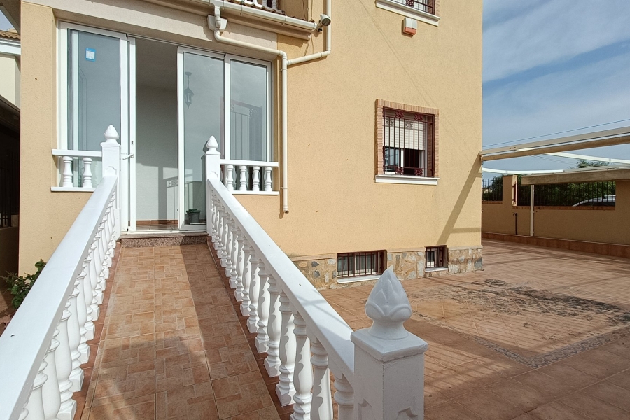 Re-Sale - Detached Villa - Orihuela Costa - Lomas de Don Juan