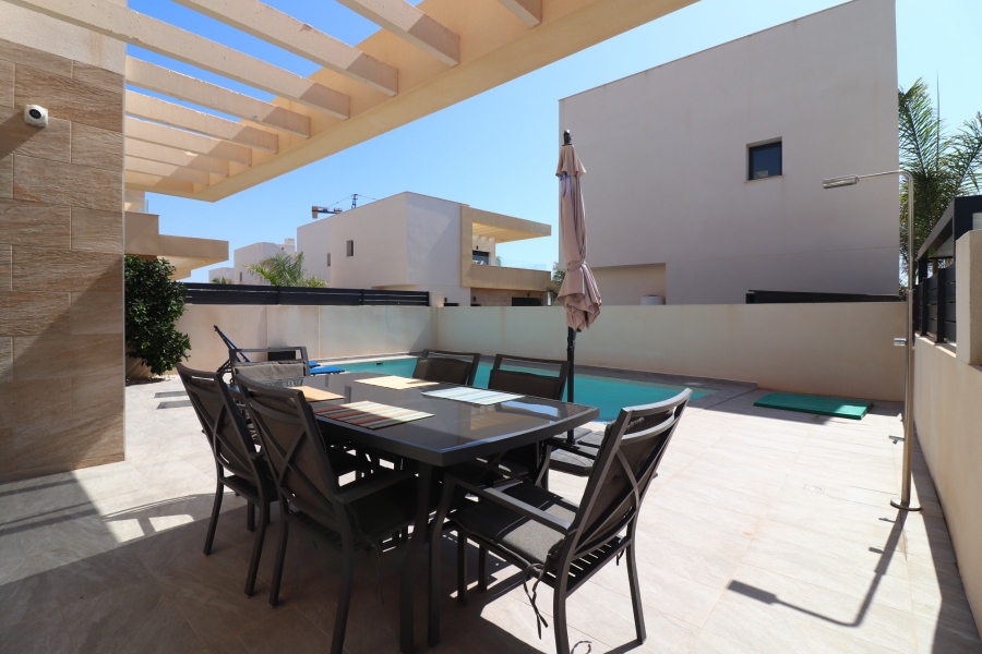 Re-Sale - Detached Villa - Los Montesinos - La Herrada