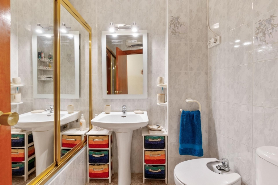 Re-Sale - Apartment - Torrevieja - Torrevieja - Centre