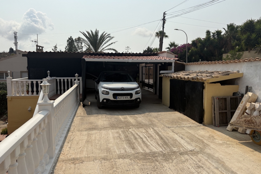 Re-Sale - Detached Villa - Algorfa - Algorfa - Village