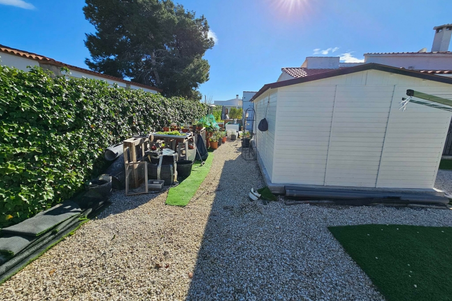 Re-Sale - Detached Villa - La Marina - La Marina - Urbanization