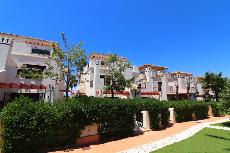 Re-Sale - Semi Detached Villa - Algorfa - La Finca Golf Resort