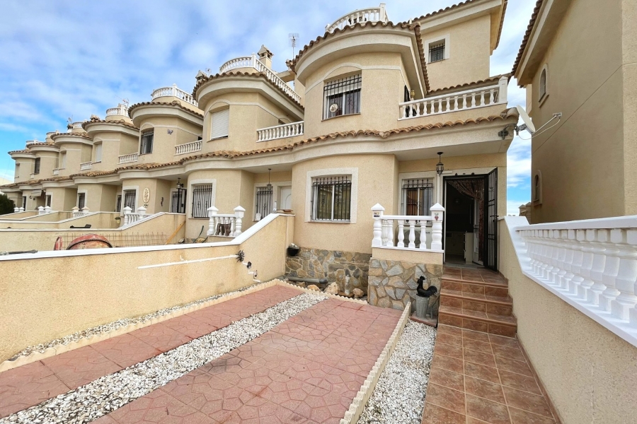 Re-Sale - Townhouse - Ciudad Quesada - Lo Marabu
