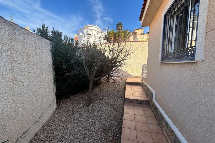Re-Sale - Detached Villa - Ciudad Quesada - La Marquesa