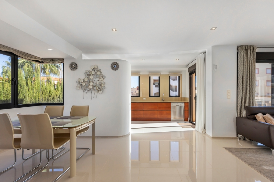 Re-Sale - Detached Villa - Orihuela Costa - La Zenia