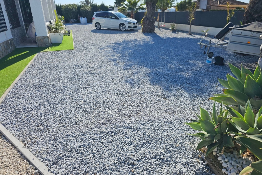 Re-Sale - Detached Villa - La Marina - La Marina - Urbanization