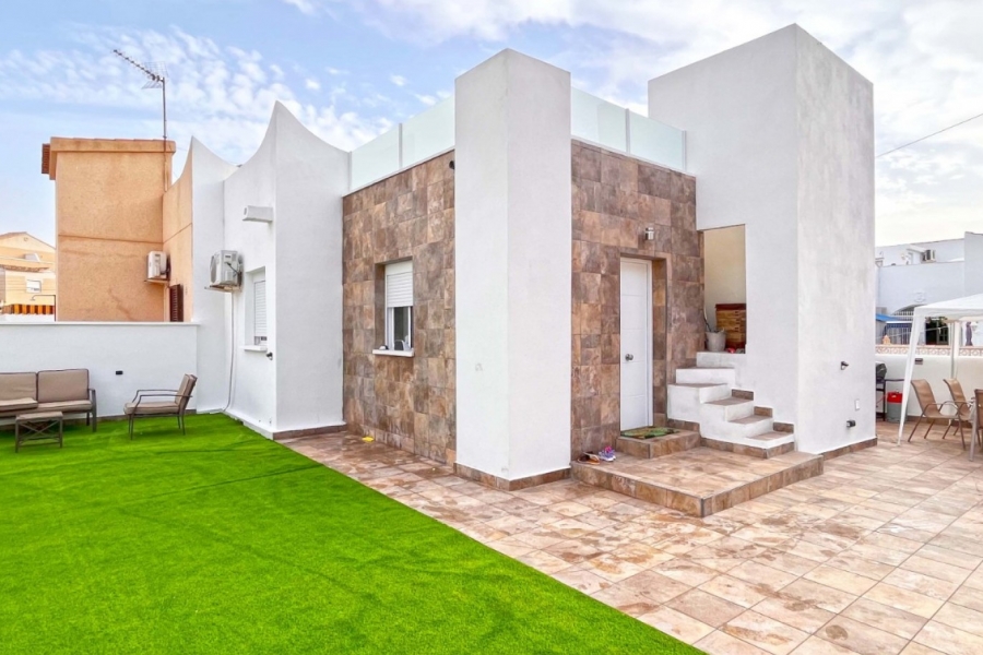 Re-Sale - Bungalow - Orihuela Costa - Playa Flamenca