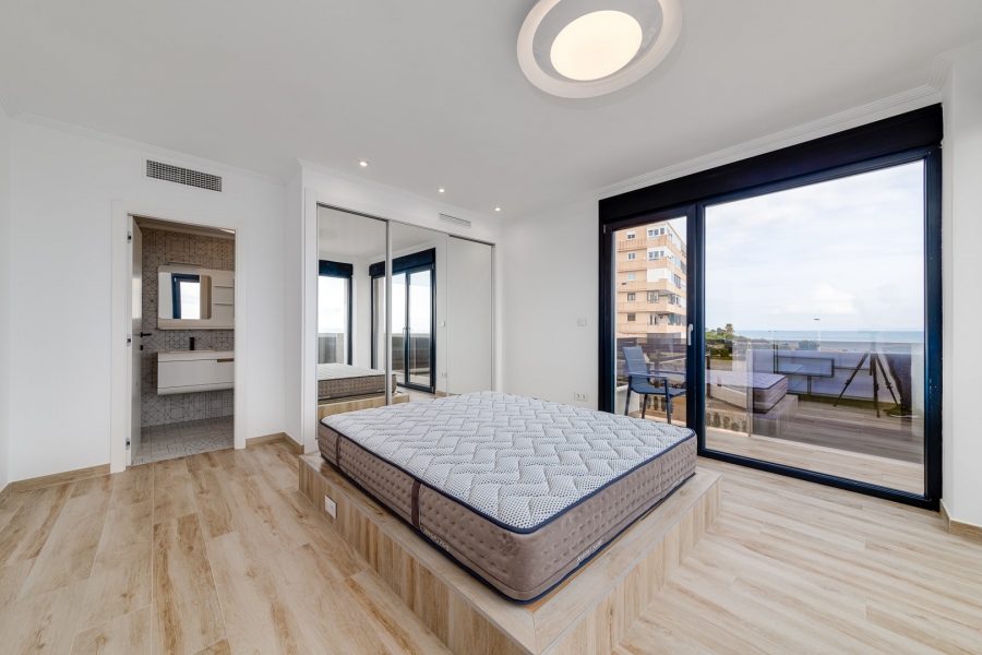 Re-Sale - Detached Villa - La Mata - La Mata - Town