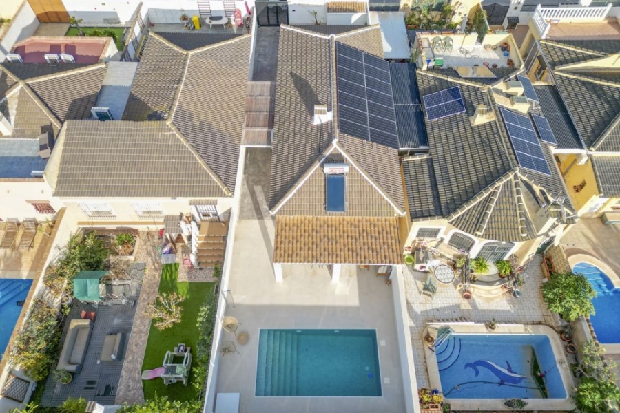 Re-Sale - Detached Villa - Torrevieja - El Chaparral