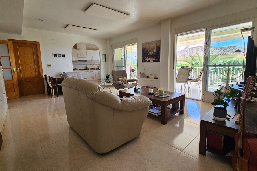 Re-Sale - Detached Villa - La Marina - La Marina - Urbanization