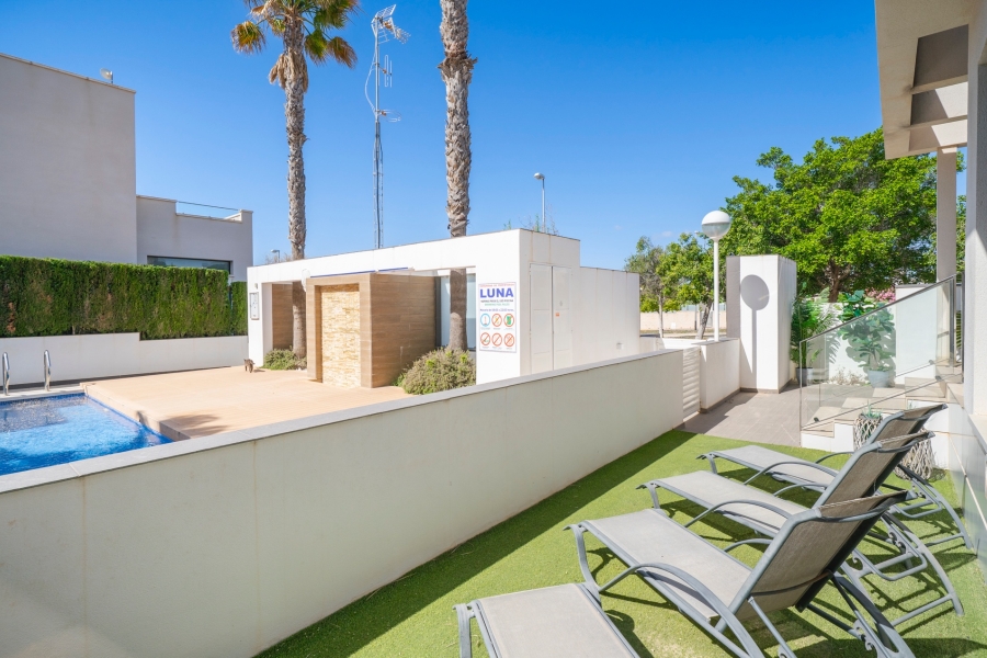 Re-Sale - Detached Villa - Ciudad Quesada - La Laguna