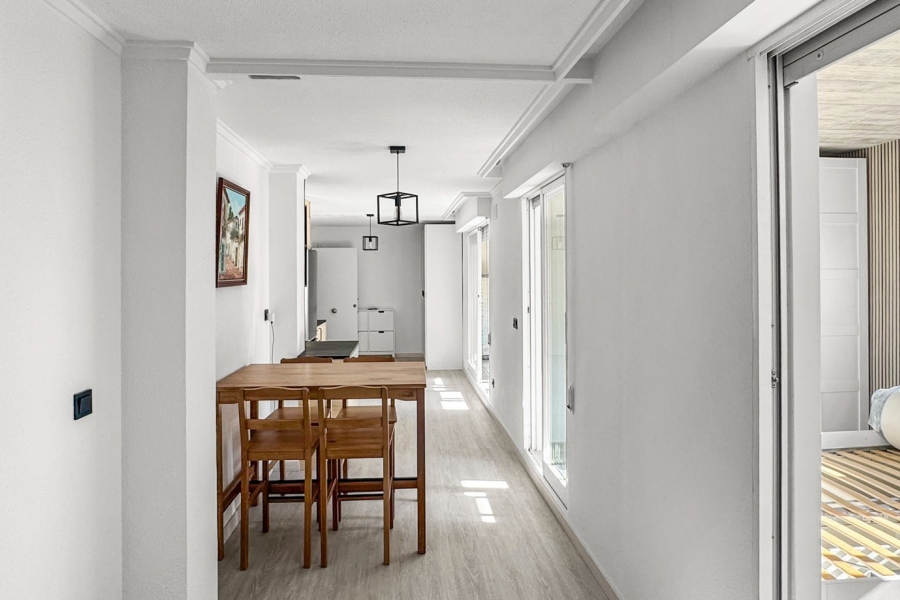 Re-Sale - Apartment - Torrevieja - Torrevieja - Centre