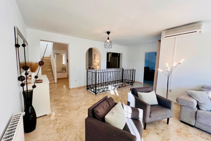 Re-Sale - Detached Villa - Orihuela Costa - Las Ramblas