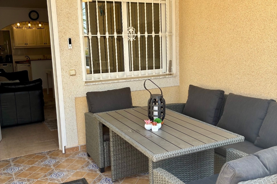 Re-Sale - Apartment - Orihuela Costa - Villamartin