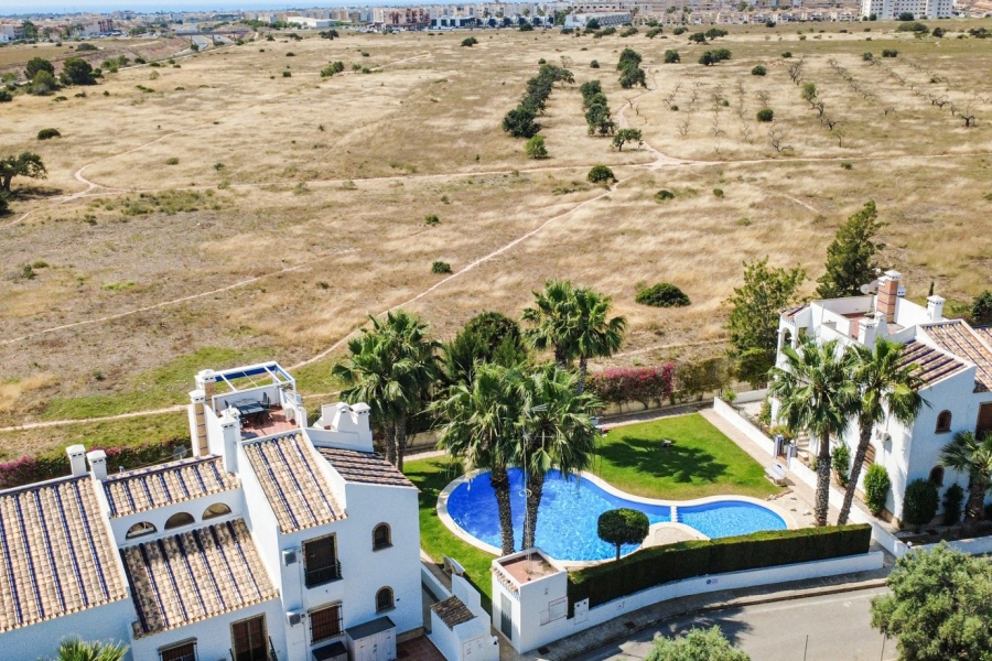 Re-Sale - Apartment - Orihuela Costa - Villamartin