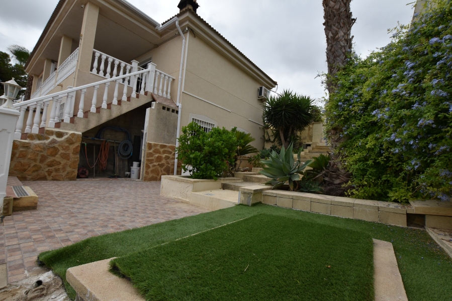 Re-Sale - Detached Villa - Algorfa - Montemar