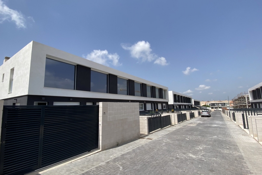 New - Townhouse - Gran Alacant