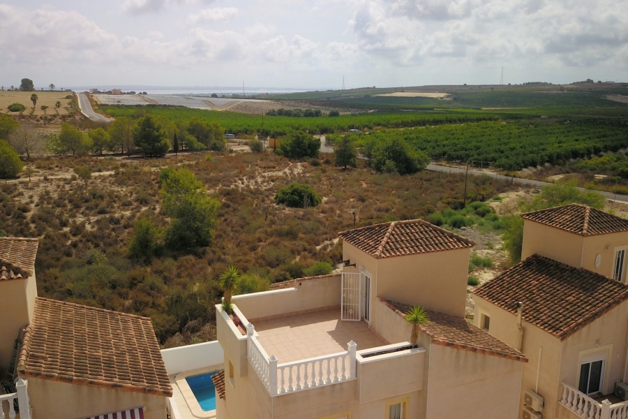 Re-Sale - Detached Villa - San Miguel de Salinas - Lake View Mansions