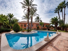 Detached Villa - Re-Sale - Torrevieja - Torretas