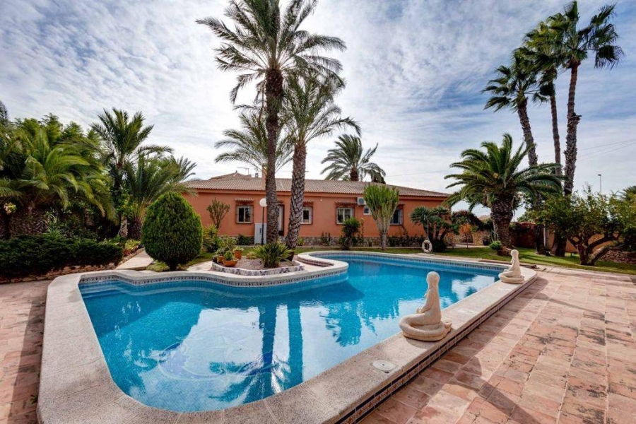 Re-Sale - Detached Villa - Torrevieja - El Chaparral