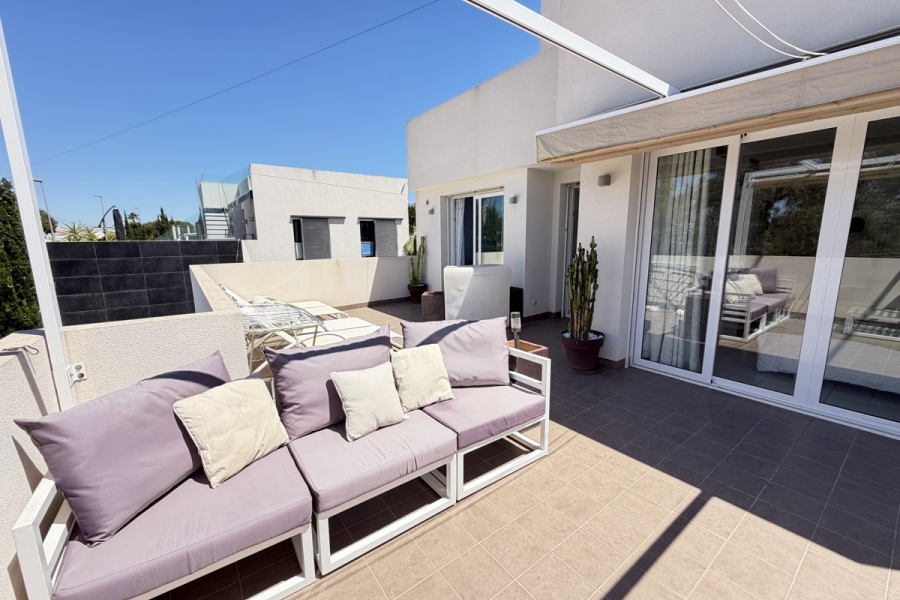 Re-Sale - Detached Villa - Orihuela Costa - Mil Palmeras