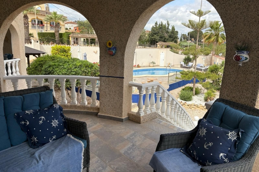 Re-Sale - Detached Villa - Algorfa - Algorfa - Village