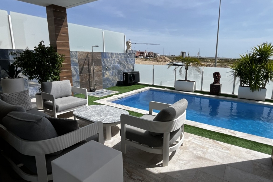 Re-Sale - Detached Villa - Los Montesinos - Entre Naranjos / Vistabella Golf