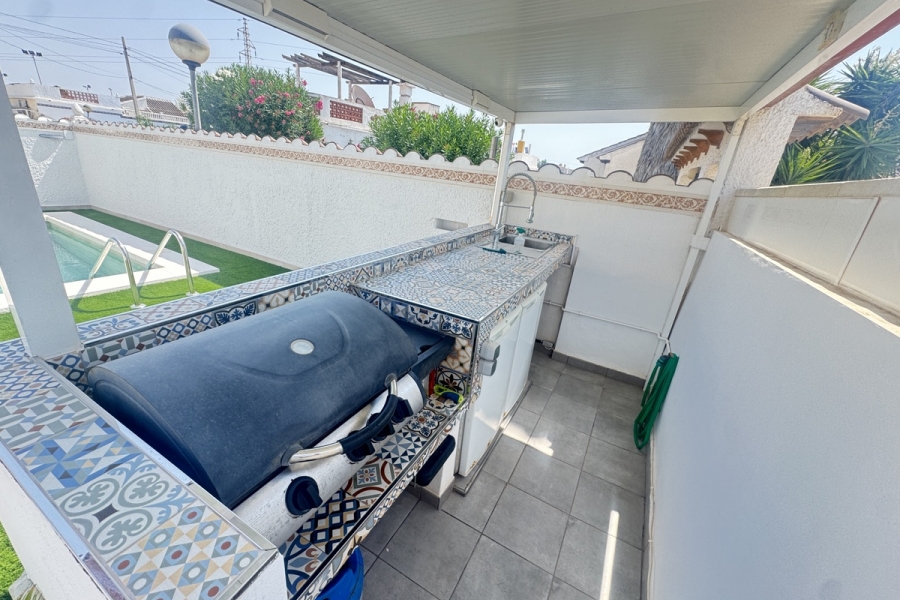 Re-Sale - Detached Villa - Orihuela Costa - Villamartin