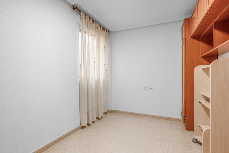 Re-Sale - Apartment - Torrevieja - Torrevieja - Centre