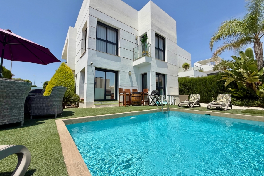 Re-Sale - Detached Villa - Ciudad Quesada - Doña Pepa