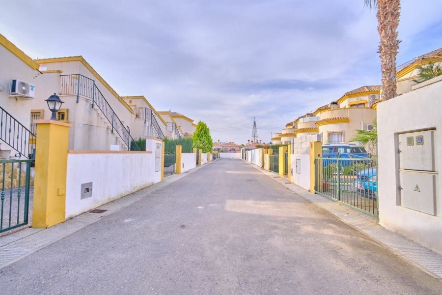 Re-Sale - Detached Villa - Los Montesinos - La Herrada