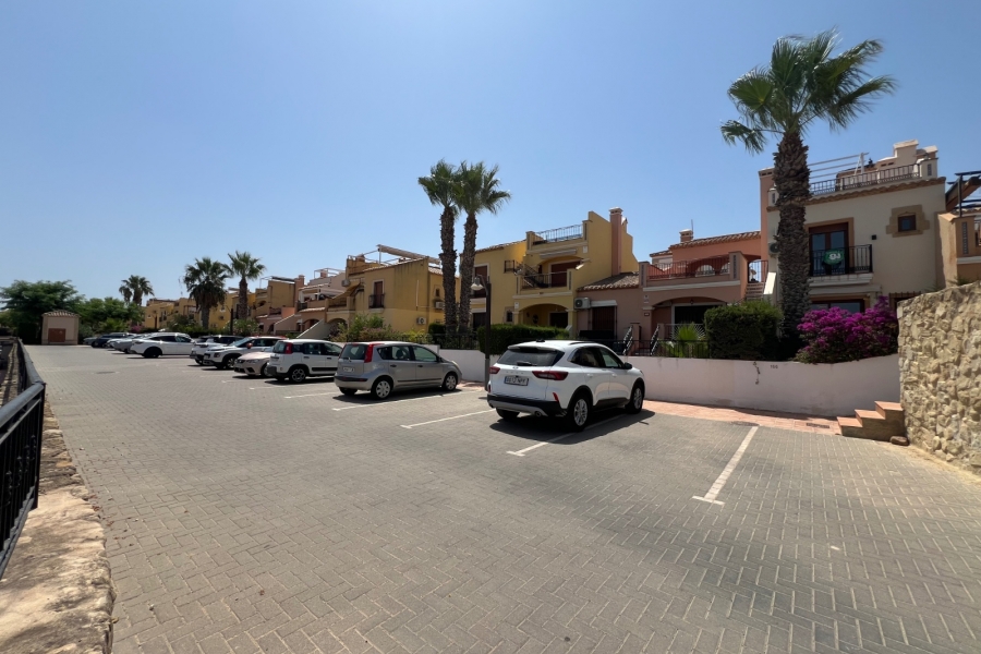 Re-Sale - Townhouse - Algorfa - La Finca Golf Resort