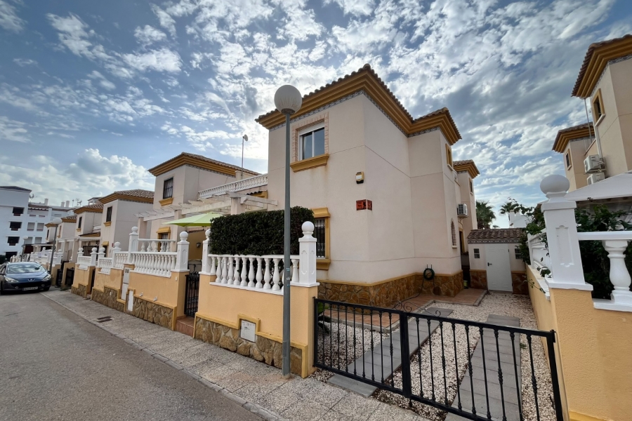 Re-Sale - Quad Villa - Orihuela Costa - Villamartin