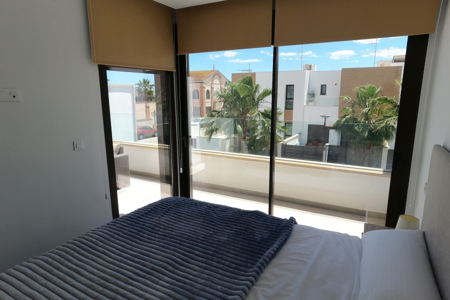 Re-Sale - Detached Villa - Algorfa - La Finca Golf Resort