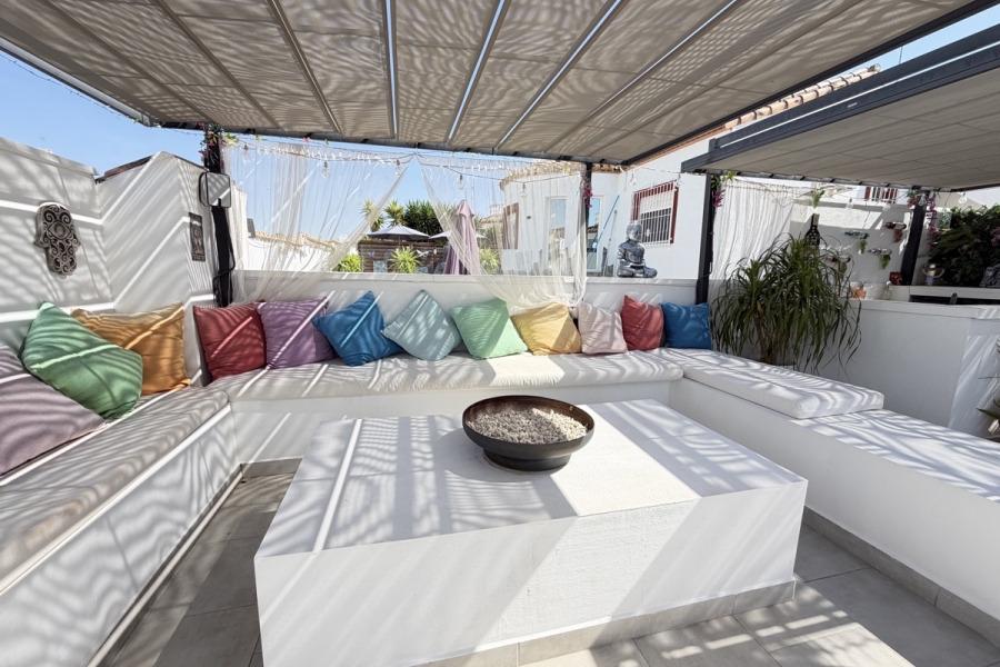 Re-Sale - Detached Villa - San Miguel de Salinas - Lake View Mansions