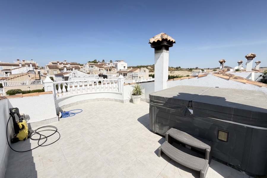 Re-Sale - Detached Villa - San Miguel de Salinas - Lake View Mansions