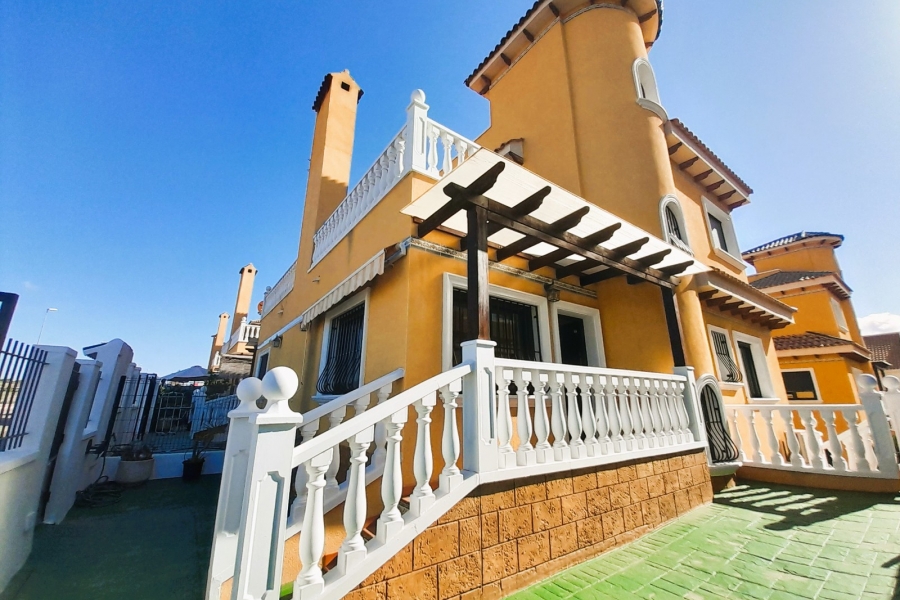 Re-Sale - Semi Detached Villa - Ciudad Quesada - Lo Marabu