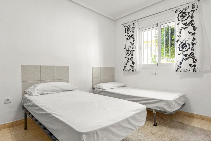 Re-Sale - Apartment - Orihuela Costa - Playa Flamenca