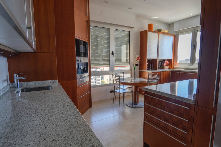 Re-Sale - Apartment - Benidorm - Benidorm - City