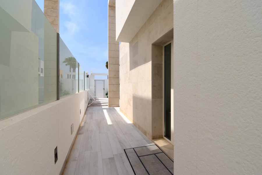 Re-Sale - Detached Villa - Orihuela Costa - Lomas de Cabo Roig