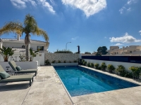 Re-Sale - Detached Villa - Orihuela Costa - Villamartin