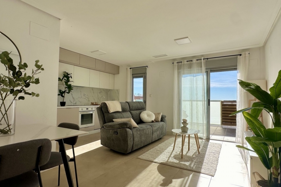 Re-Sale - Apartment - Torrevieja - Torrevieja - Centre