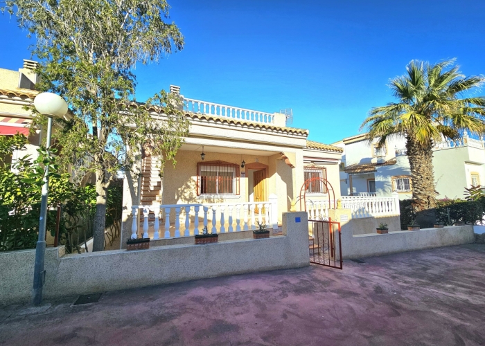 Re-Sale - Detached Villa - Algorfa - Montemar